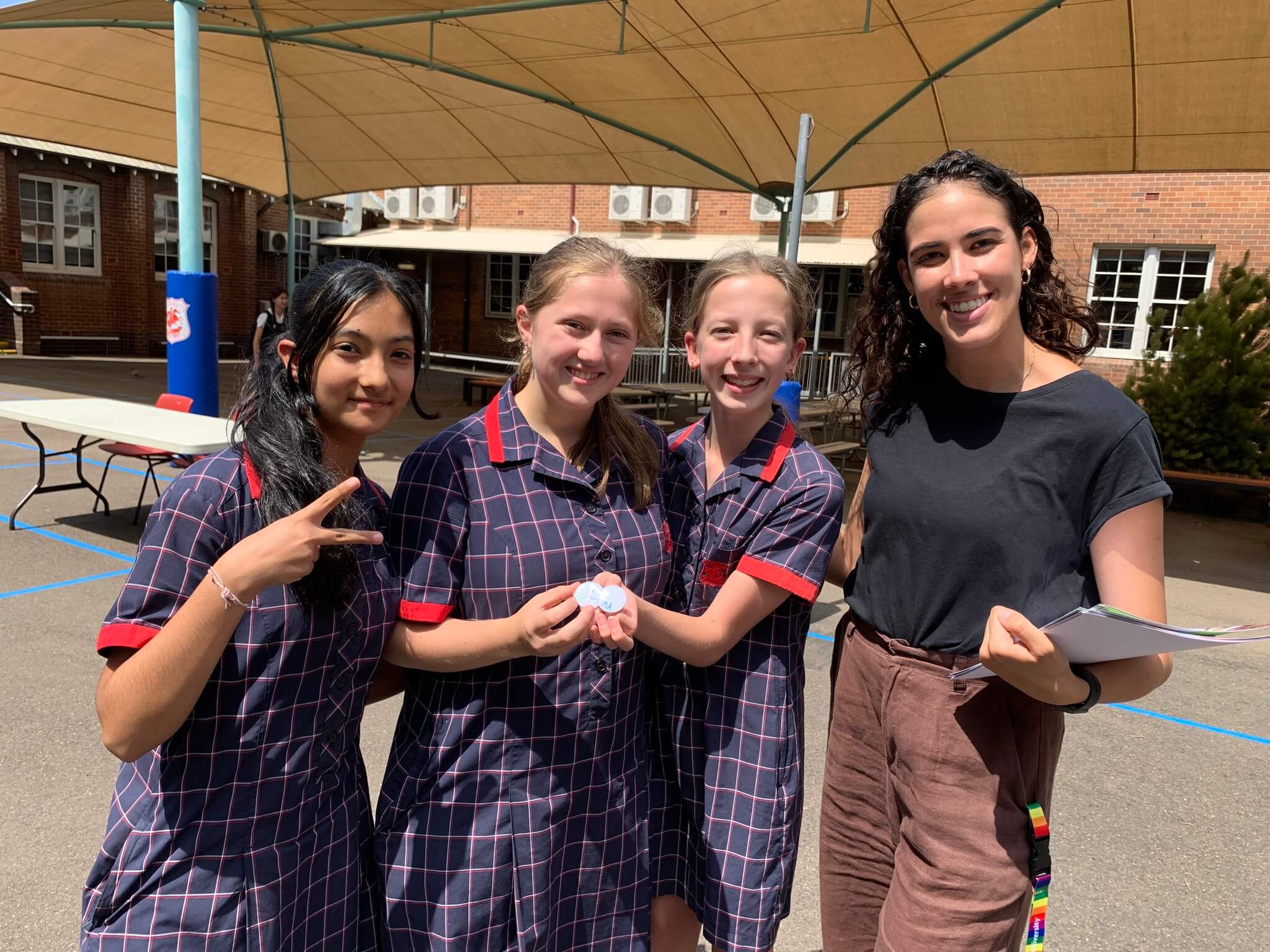 ce1bb99ng20c491e1bb93ng20he1bb9720tre1bba320vc3a020hc3b2a20nhe1baadp201 Cộng đồng hỗ trợ và hòa nhập