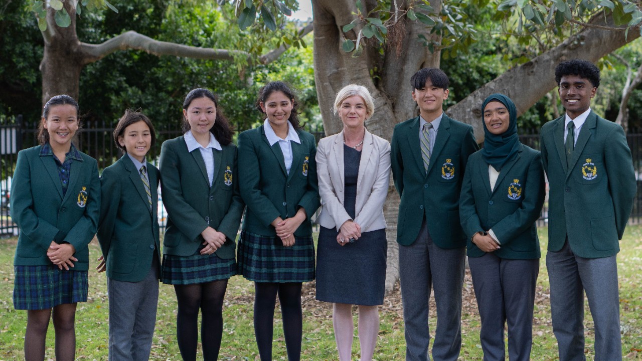 chc6b0c6a1ng20trc3acnh20he1bb8dc20cho20he1bb8dc20sinh20que1bb91c20te1babf201 Chương trình học cho học sinh quốc tế