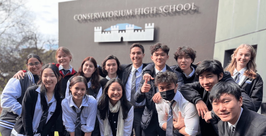 chc6b0c6a1ng20trc3acnh20he1bb8dc20thue1baadt20vc3a020he1bb8dc20phc3ad20cho20he1bb8dc20sinh20que1bb91c20te1babf Chương trình học thuật và học phí cho học sinh quốc tế