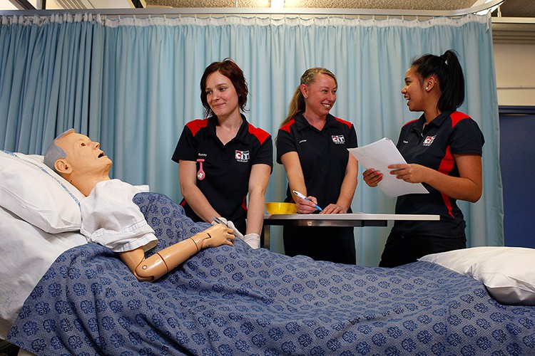 chc6b0c6a1ng20trc3acnh20he1bb8dc20vc3a020c491c3a0o20te1baa1o20ce1bba7a20tafe20act20-20he1bb8dc20vie1bb87n20cc3b4ng20nghe1bb8720canberra Chương trình đào tạo và khóa học