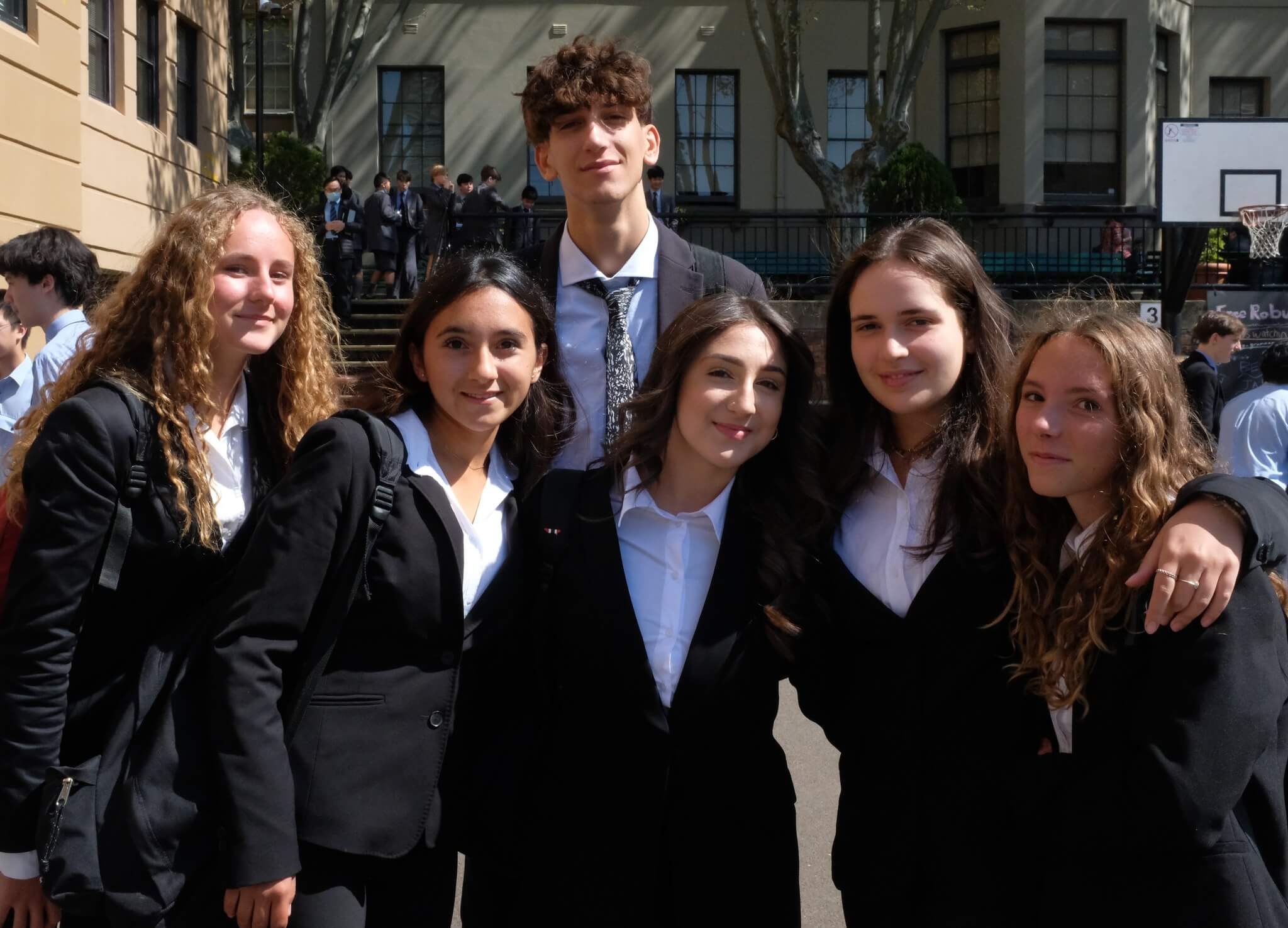 he1bb8dc20phc3ad20vc3a020cc3a1c20chi20phc3ad20lic3aan20quan20cho20du20he1bb8dc20sinh Học phí và các chi phí liên quan cho du học sinh