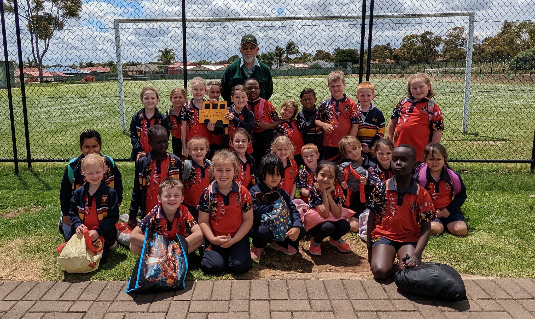 hoat20c491e1bb99ng20ngoe1baa1i20khc3b3a20trinity20college20south2c20evanston20south203 hoat động ngoại khóa Trinity College South, Evanston South