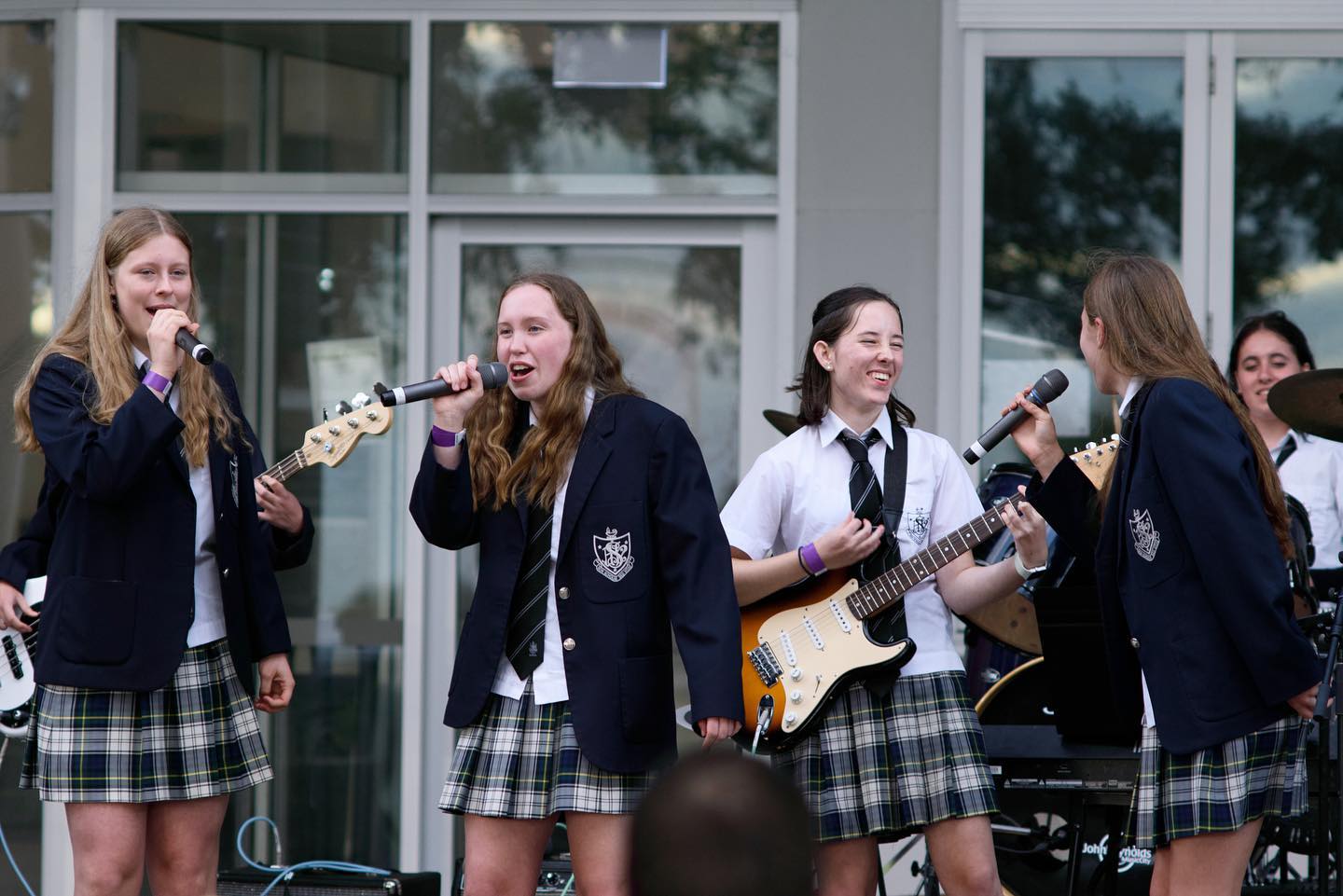 hoe1baa1t20c491e1bb99ng20ngoe1baa1i20khc3b3a20adelaide20high20school hoạt động ngoại khóa Adelaide High School