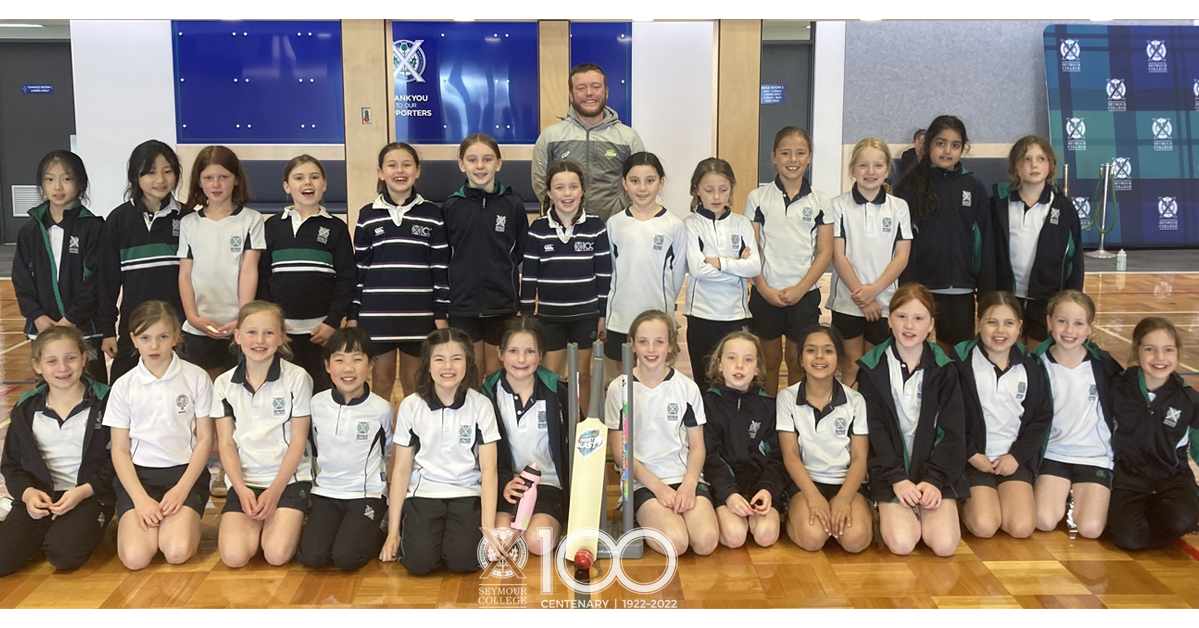 Hoạt động ngoại khóa Seymour College