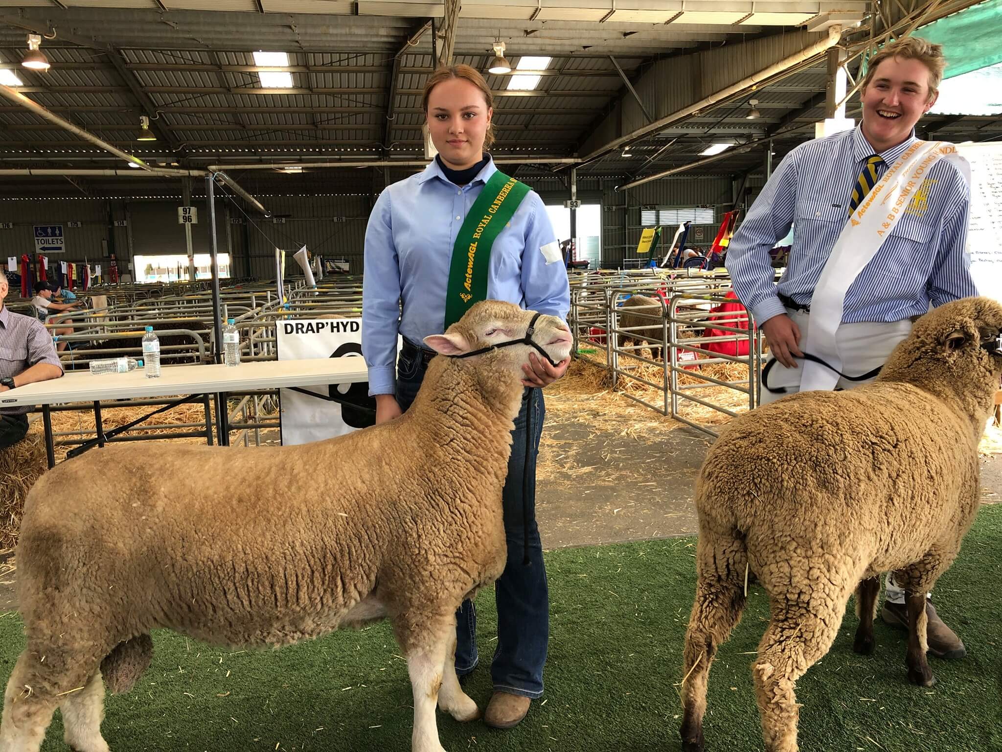 hoe1baa1t20c491e1bb99ng20ngoe1baa1i20khc3b3a20vc3a020he1bb9720tre1bba320he1bb8dc20te1baadp204 Hoạt động ngoại khóa và hỗ trợ học tập