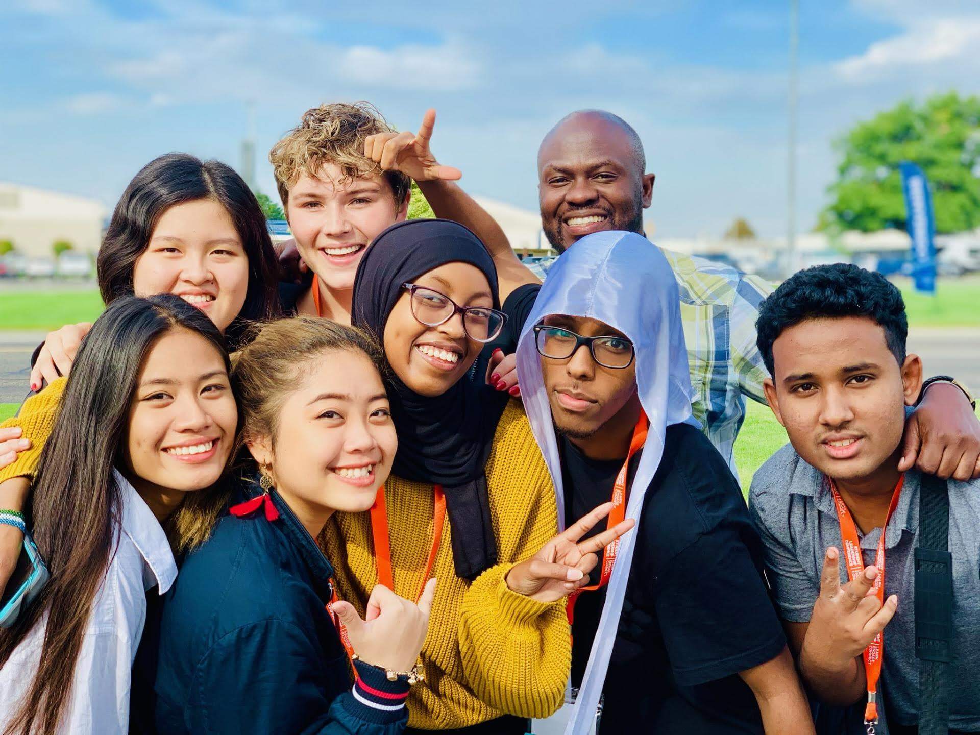 Tham gia vào hội nhóm, câu lạc bộ sinh viên quốc tế