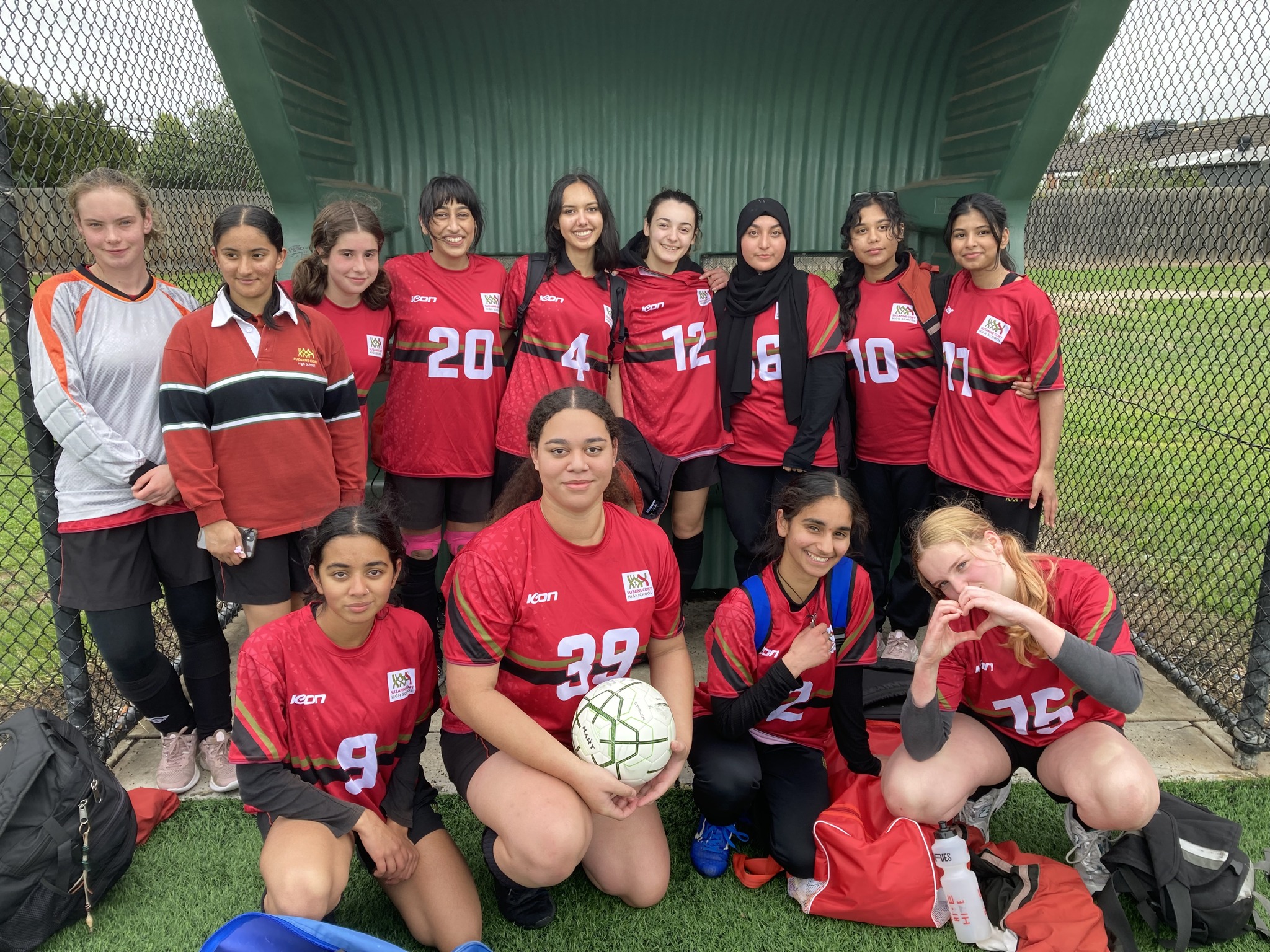 the1bb8320thao20vc3a020ngoe1baa1i20khc3b3a20trc6b0e1bb9dng20suzanne20cory20high20school201 thể thao và ngoại khóa trường Suzanne Cory High School