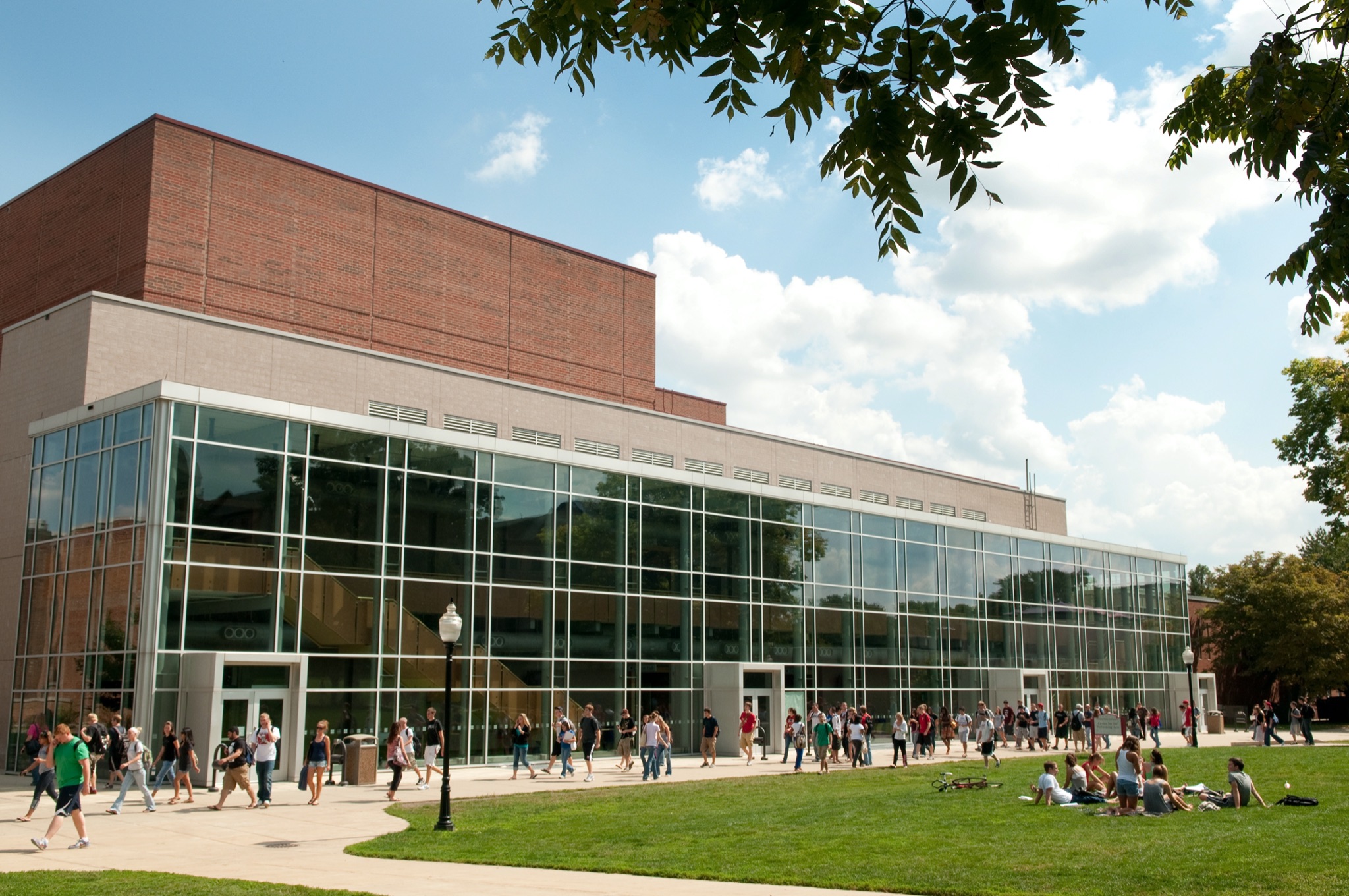 unnamed-170 Trung tâm Biểu diễn Nghệ thuật