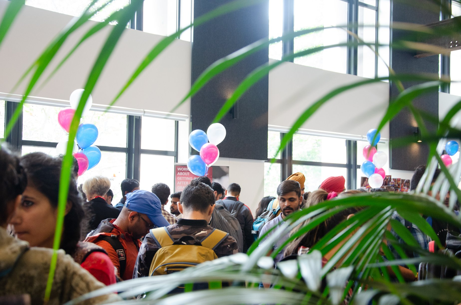 unnamed-302 hội chợ việc làm ở Học viện Công nghệ Melbourne (Melbourne Institute of Technology)