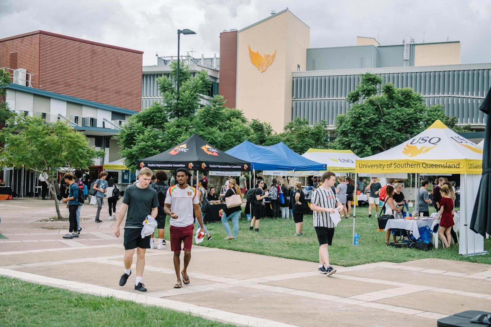 unnamed-397 hoạt động sinh viên Đại học Công nghệ Queensland ÚC