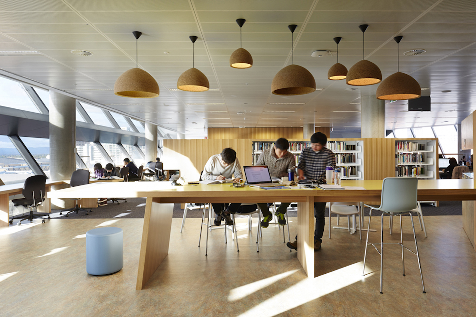 unnamed-487 Thư viện và chỗ tự học yên tĩnh