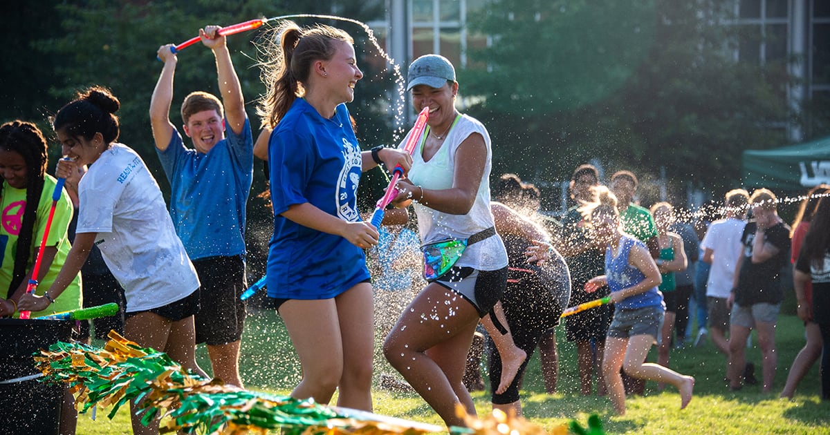 unnamed-60 Lễ hội bóng nước